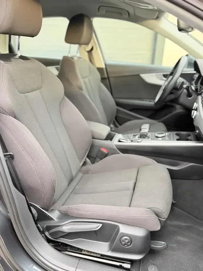 Audi A4 Limuzina 2.0 TDI quattro S tronic Sport — imagine 9