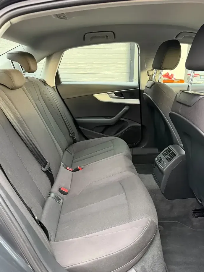 Audi A4 Limuzina 2.0 TDI quattro S tronic Sport — imagine 10