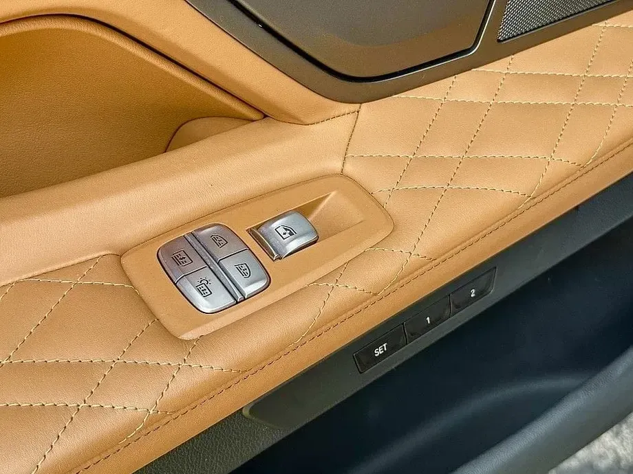 BMW Seria 7 G11/G12 — imagine 8