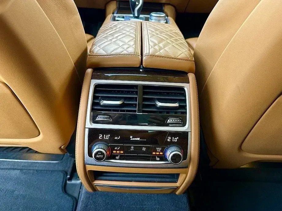 BMW Seria 7 G11/G12 — imagine 9