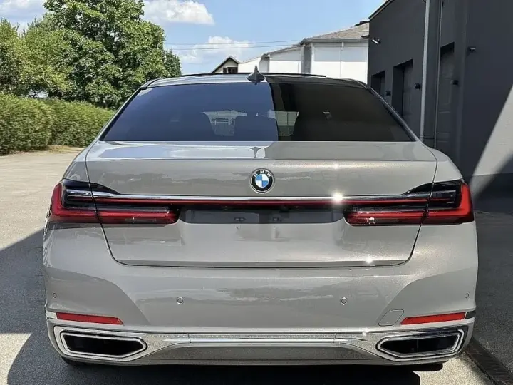 BMW Seria 7 G11/G12