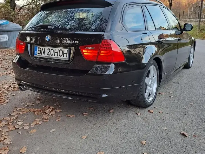 BMW Seria 3 E90/E91/E92/E93 [2005 - 2013] 320d