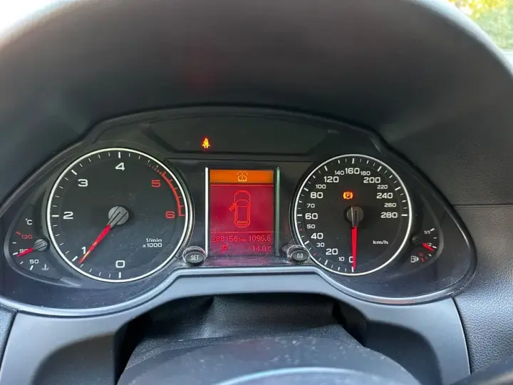 Audi Q5 8R