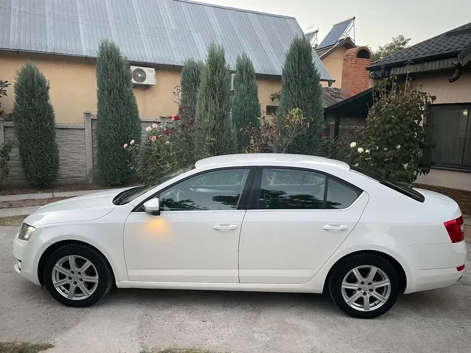 Škoda Octavia III — imagine 3