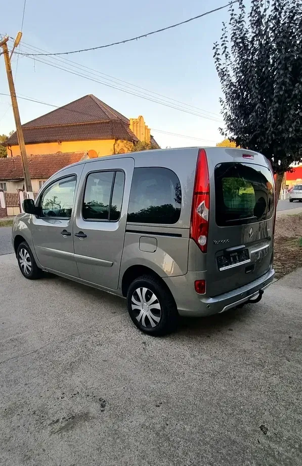 Renault Kangoo dCi 90 FAP Grand — imagine 6
