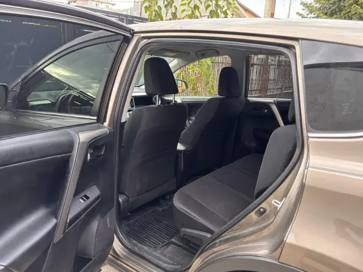 Toyota RAV4 IV 2.2 D-4CAT 4WD Aut Executive