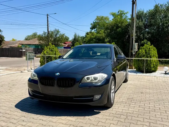 BMW Seria 5 F10/F11/F07 [2010 - 2017] 525d Aut.