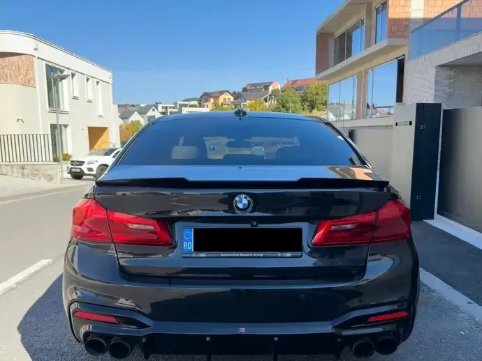 BMW Seria 5 G30/G31 540i xDrive AT