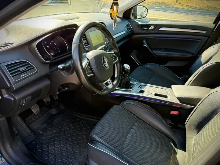 Renault Mégane IV ENERGY dCi 110 Start & Stopp Bose Edition