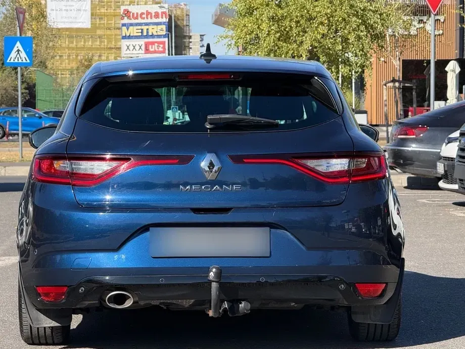 Renault Mégane IV ENERGY dCi 110 Start & Stopp Bose Edition — imagine 3