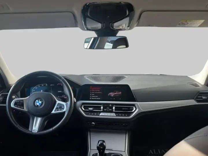 BMW Seria 3 330e xDrive Aut. Luxury Line