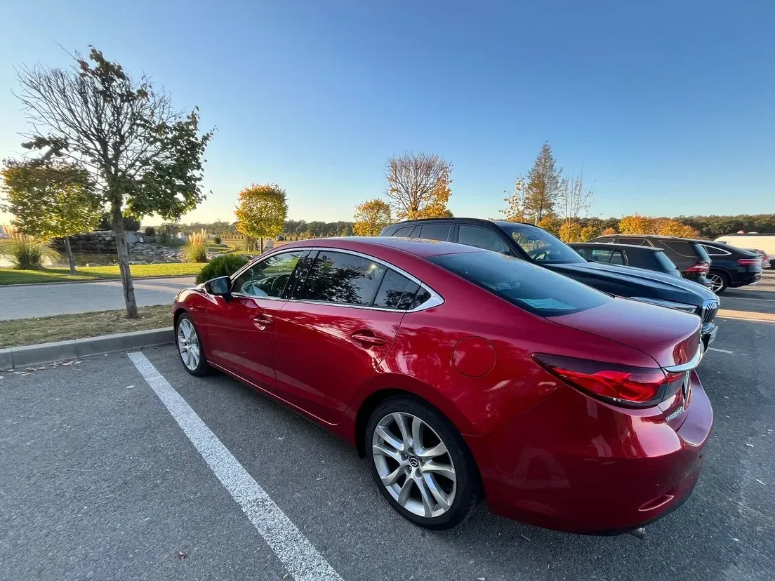 Mazda 6 CD175 AT Revolution — imagine 8