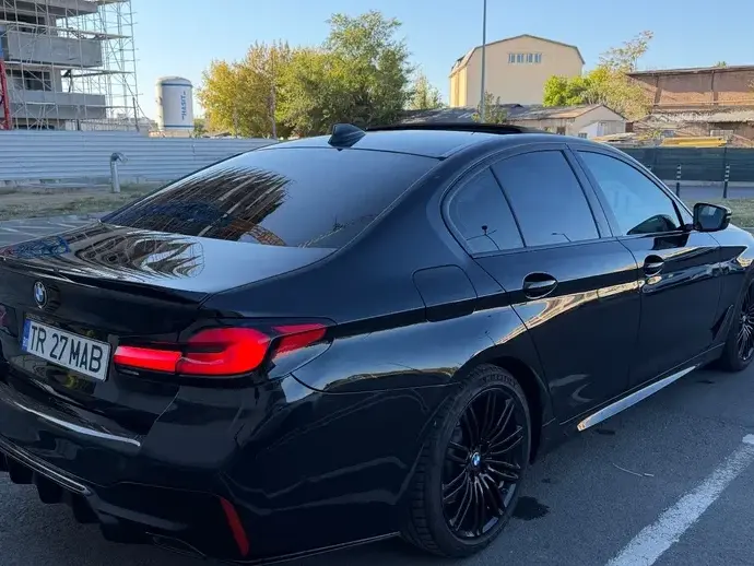 BMW Seria 5 G30/G31 530i xDrive AT MHEV