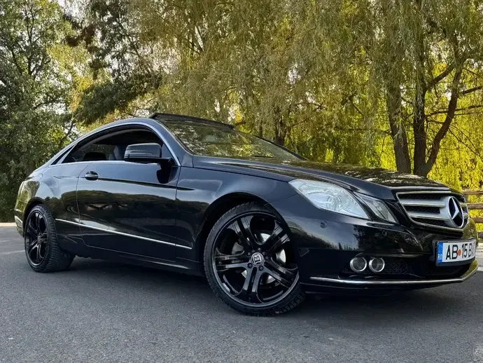 Mercedes-Benz E 200 CGI BlueEFFICIENCY Automatik