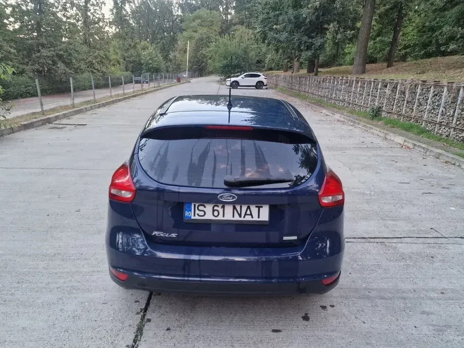 Ford Focus MK3 — imagine 10