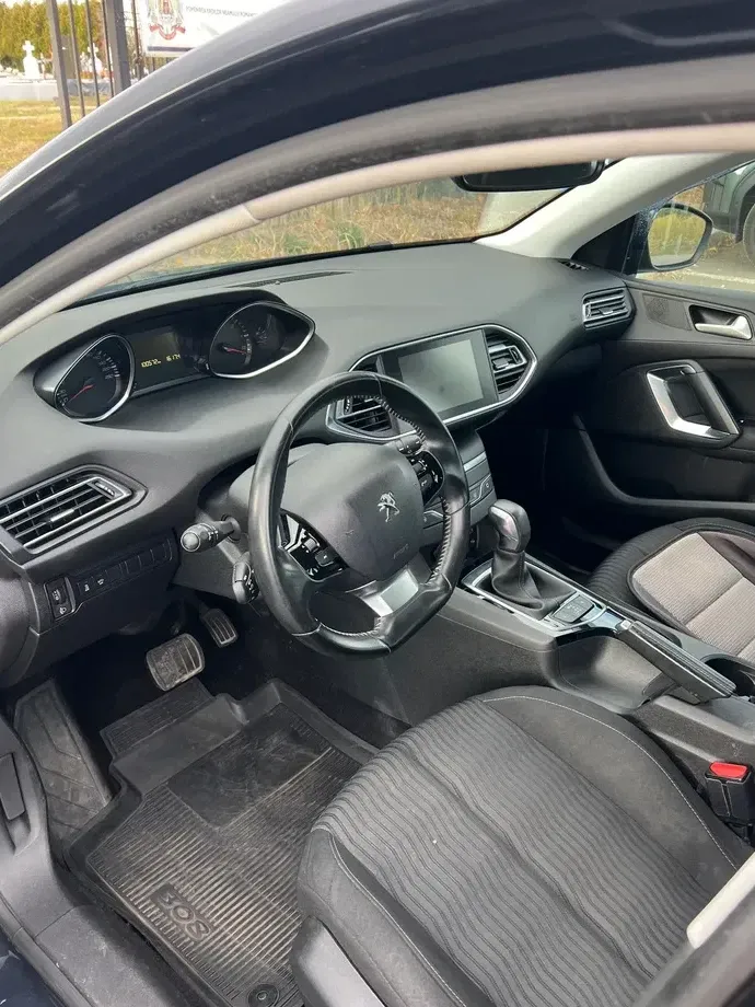 Peugeot 308 II 1.6 BlueHDi FAP STT EAT6 Allure — imagine 9