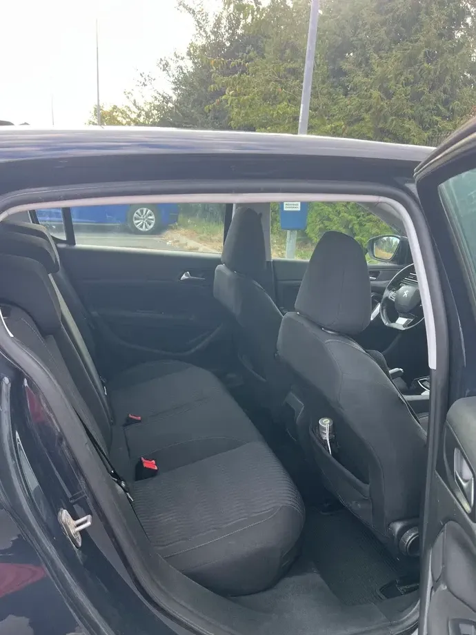Peugeot 308 II 1.6 BlueHDi FAP STT EAT6 Allure — imagine 8