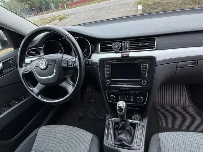 Škoda Superb II