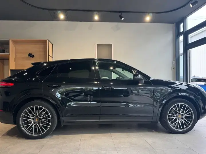 Porsche Cayenne Coupe S