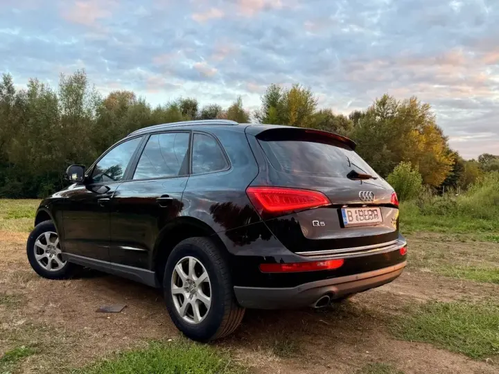 Audi Q5 8R 2.0 TDI Quattro S tronic Basic