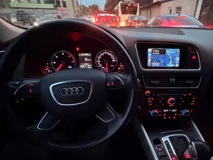 Audi Q5 8R 2.0 TDI Quattro S tronic Basic