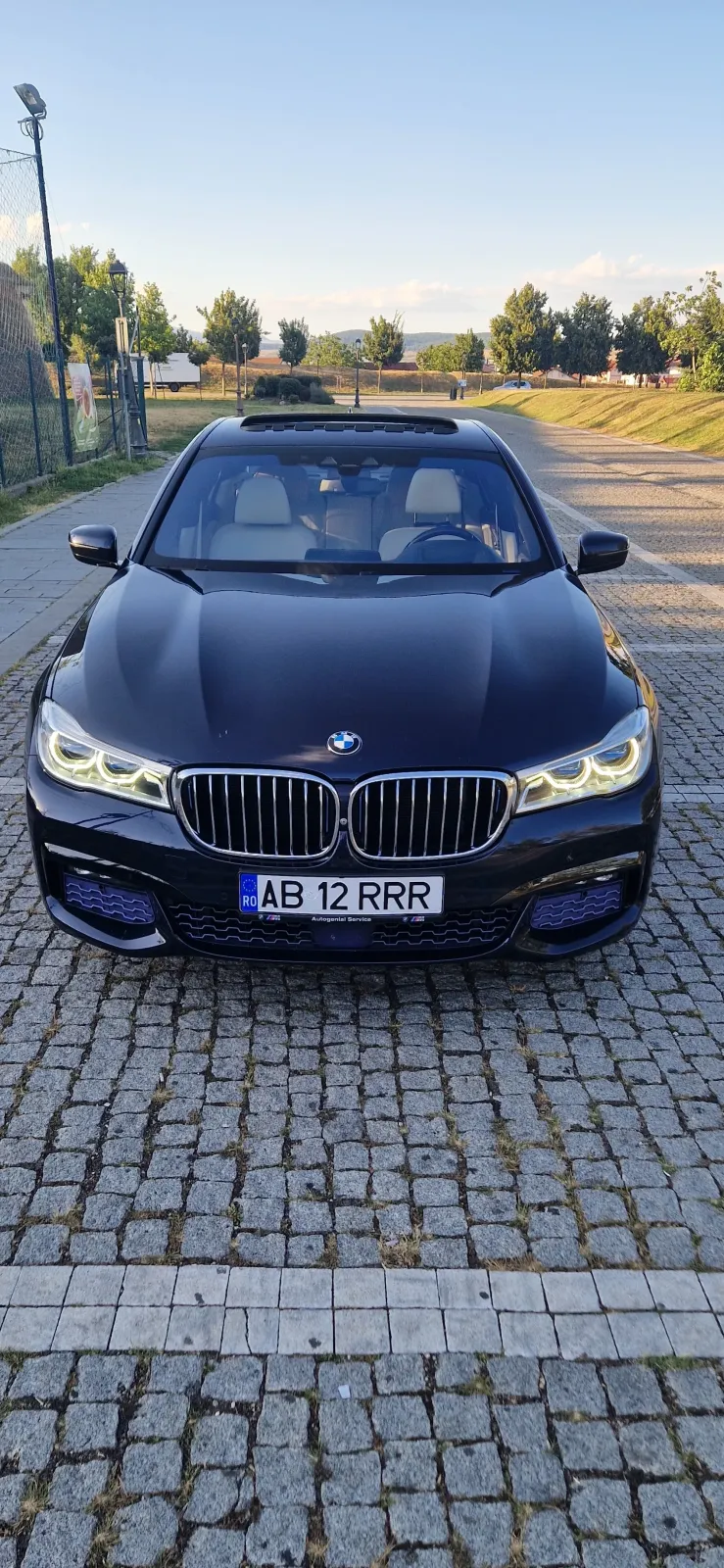 BMW Seria 7 G11/G12 740e iPerformance — imagine 6