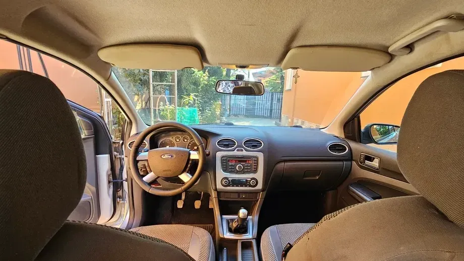 Ford Focus MK2 — imagine 5