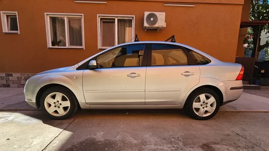 Ford Focus MK2 — imagine 2