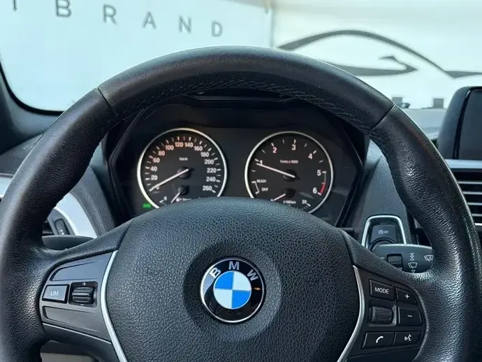 BMW Seria 1 F20/F21 118d Advantage
