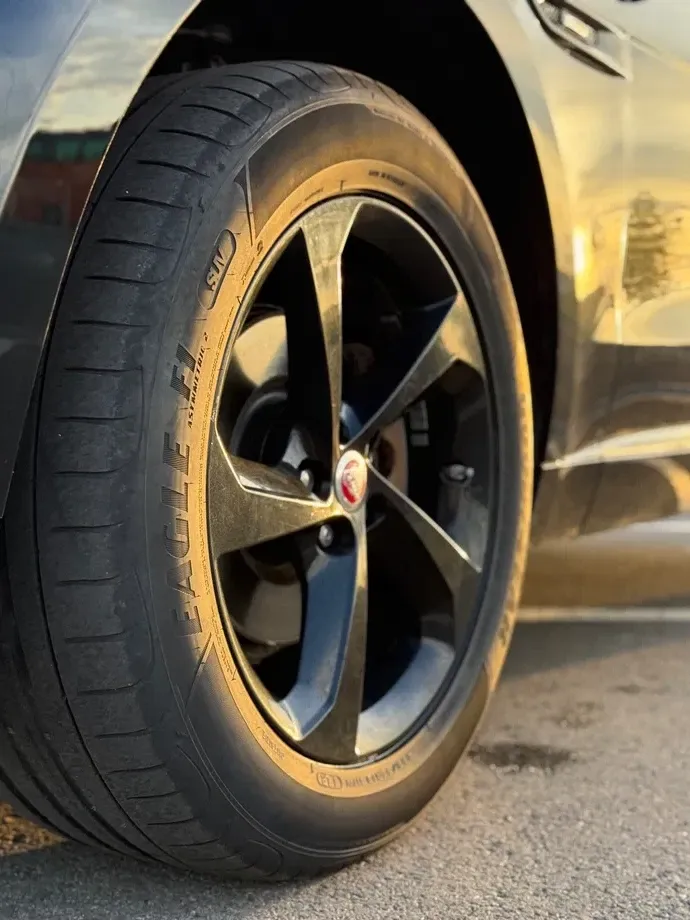 Jaguar F-Pace 20d AWD Aut. R-Sport — imagine 9