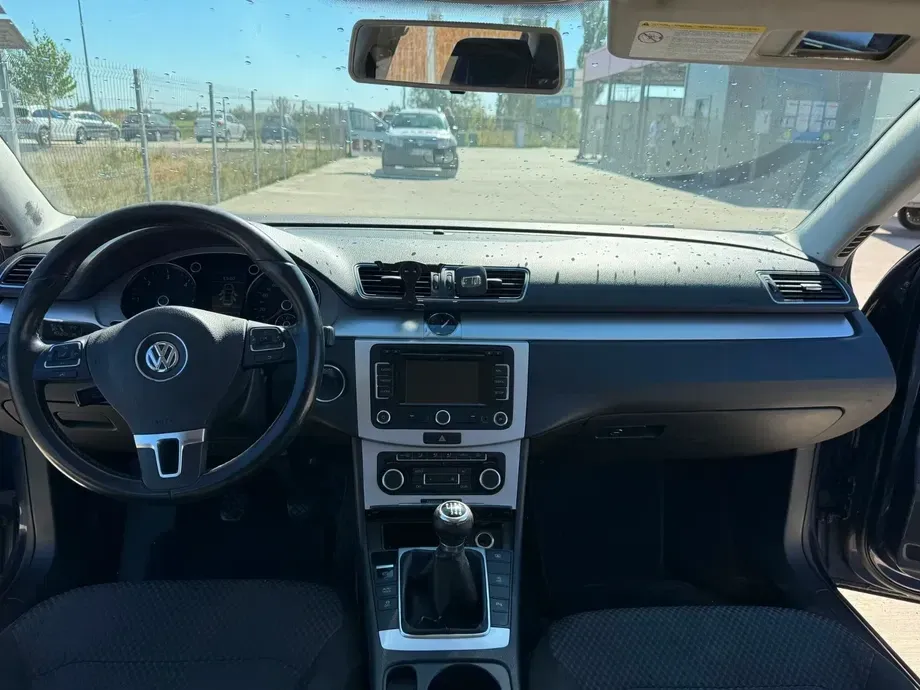 Volkswagen Passat B7 — imagine 3