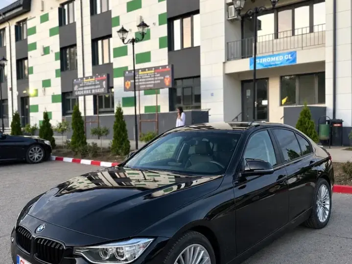 BMW Seria 3 F30/F31/F34 [2011 - 2019] 316d Edition M Sport Shadow