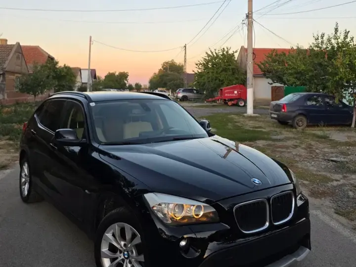 BMW X1 E84 xDrive18d xLine