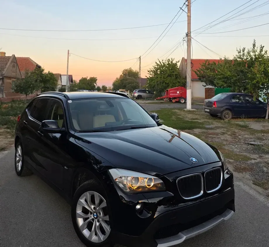BMW X1 E84 xDrive18d xLine — imagine 5