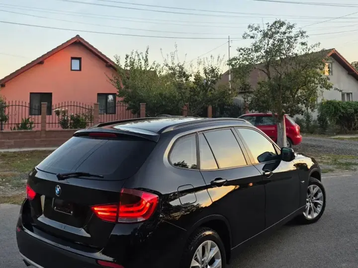BMW X1 E84 xDrive18d xLine