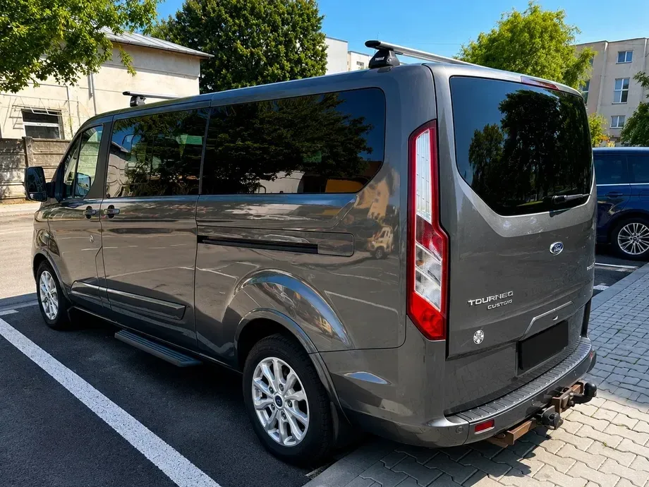Ford Tourneo — imagine 7