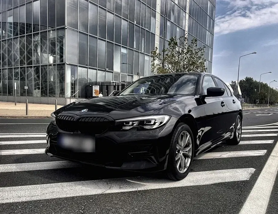 BMW Seria 3 G20/G21 — imagine 2