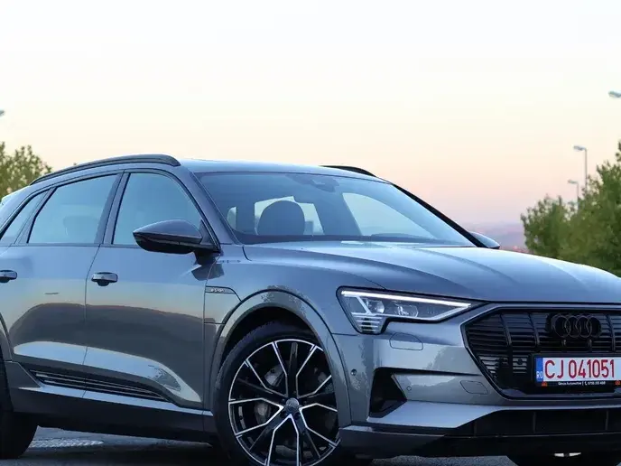 Audi e-tron 55 quattro S line