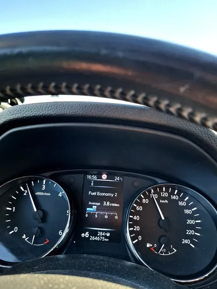 Nissan Qashqai II — imagine 10