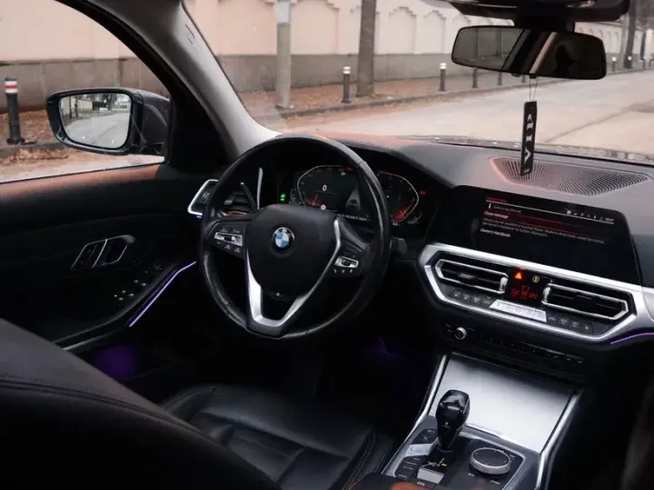 BMW Seria 3 G20/G21 320d xDrive AT Luxury Line