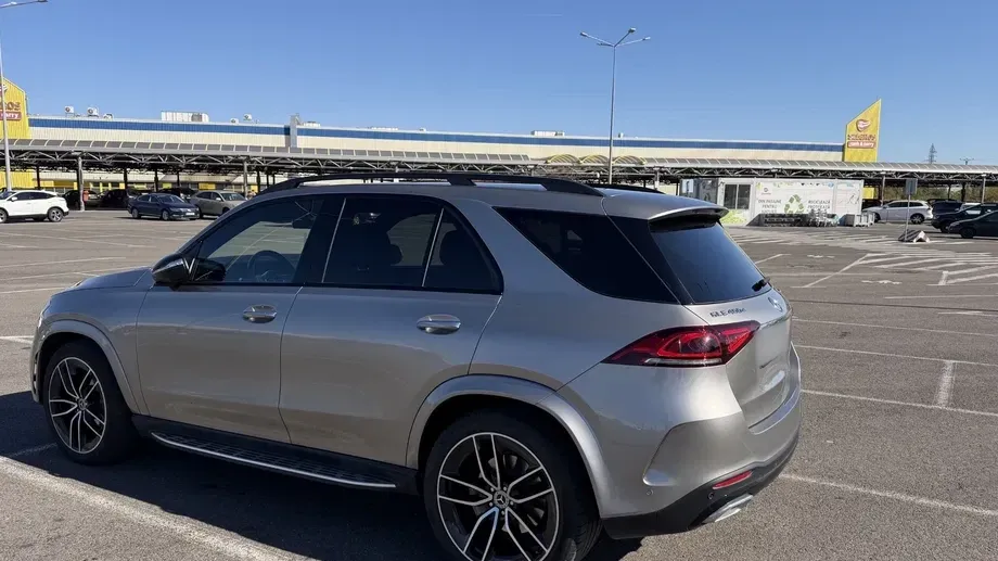 Mercedes-Benz GLE 400 d 4MATIC — imagine 9