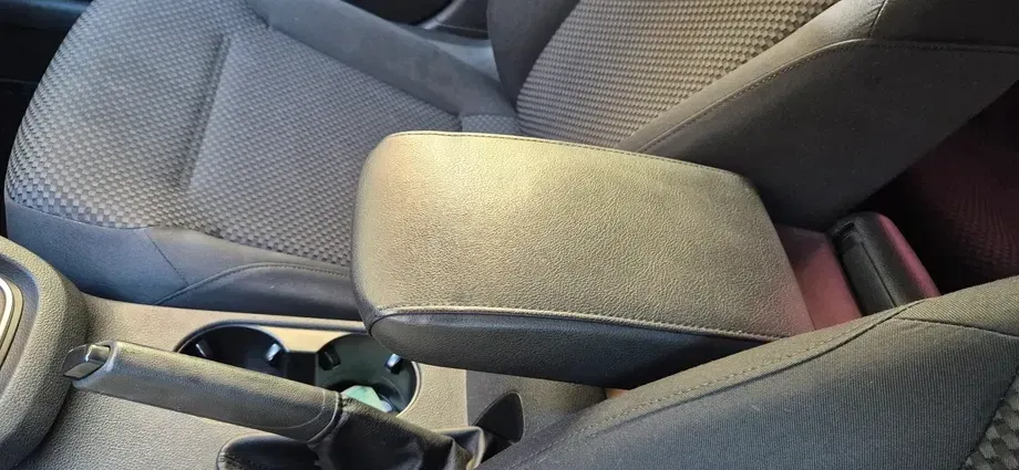 Volkswagen Jetta A6 1.6 TDI CR DPF Comfortline — imagine 6