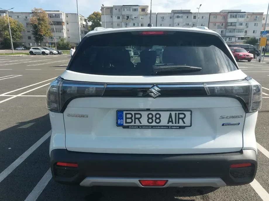 Suzuki S-Cross — imagine 3