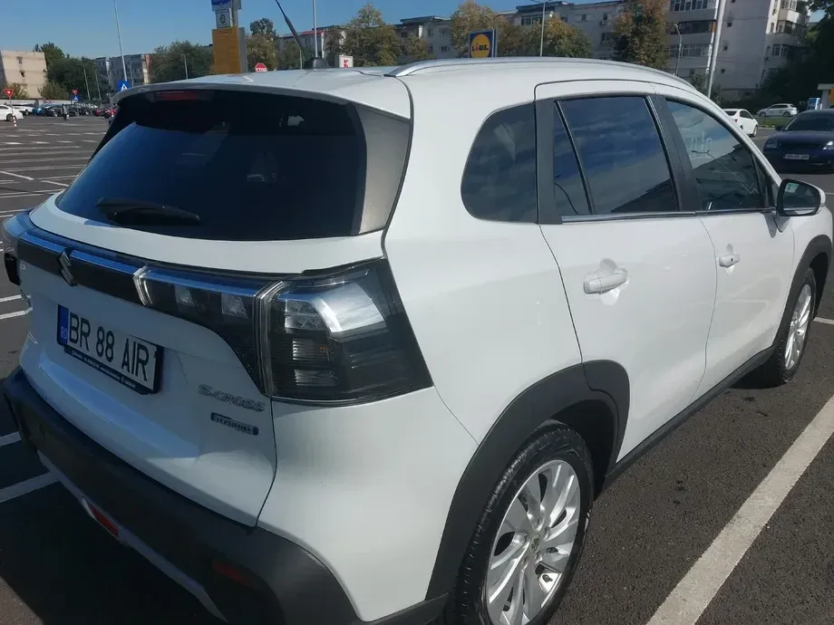 Suzuki S-Cross — imagine 2