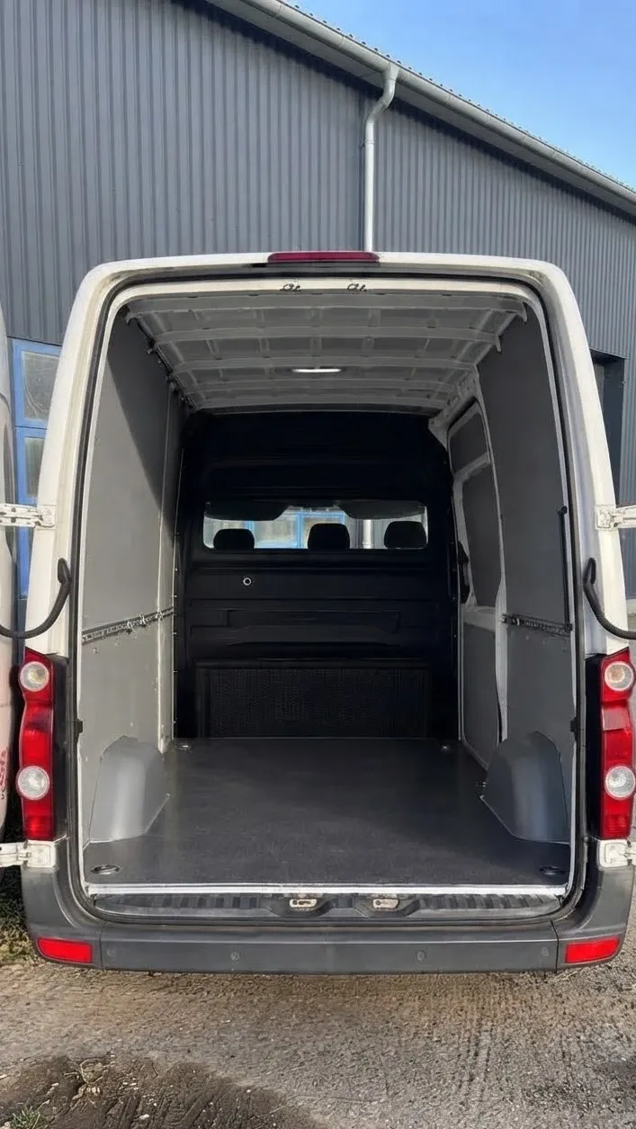 Volkswagen Crafter — imagine 8