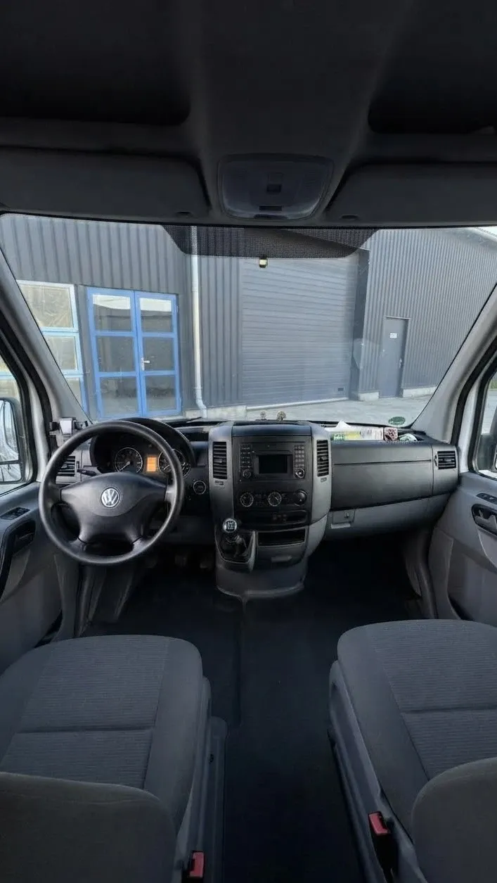 Volkswagen Crafter — imagine 9
