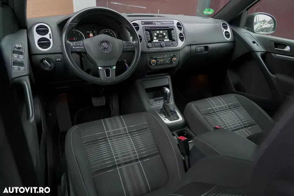 Volkswagen Tiguan 2.0 TDI SCR 4MOTION BlueMotion Technology DSG Sport & Style — imagine 6