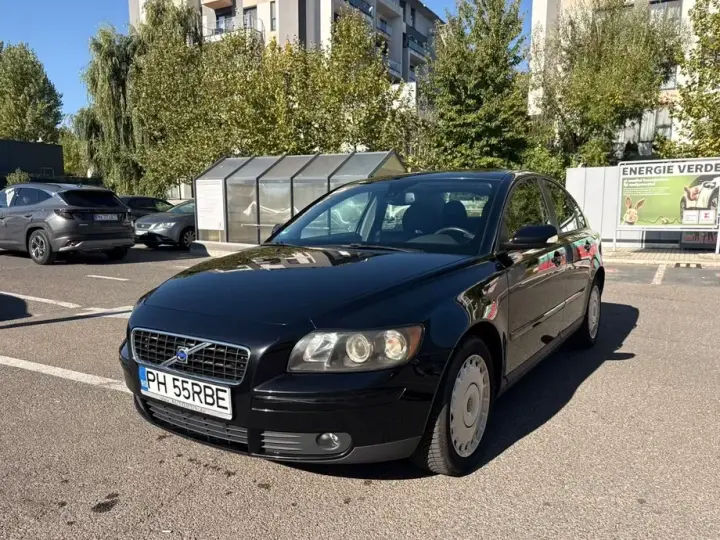 Volvo S40 II