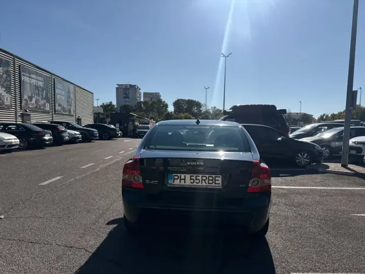 Volvo S40 II