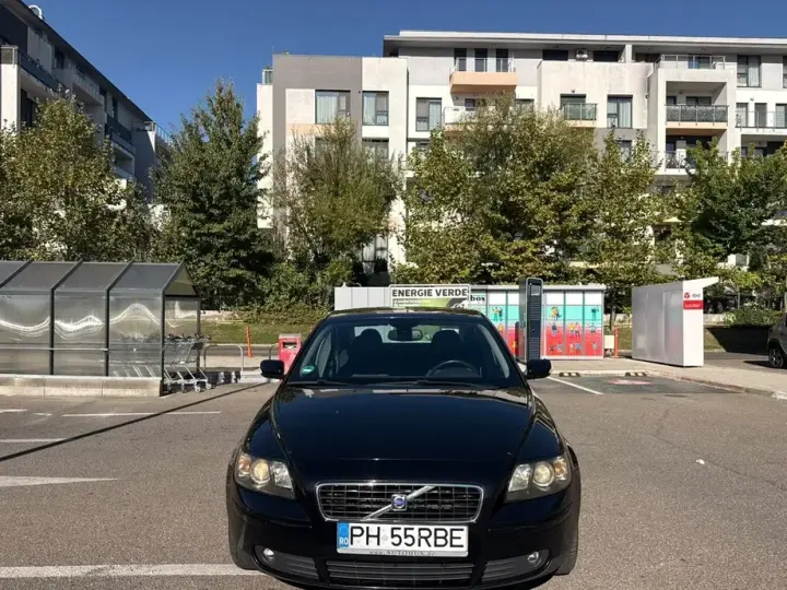 Volvo S40 II